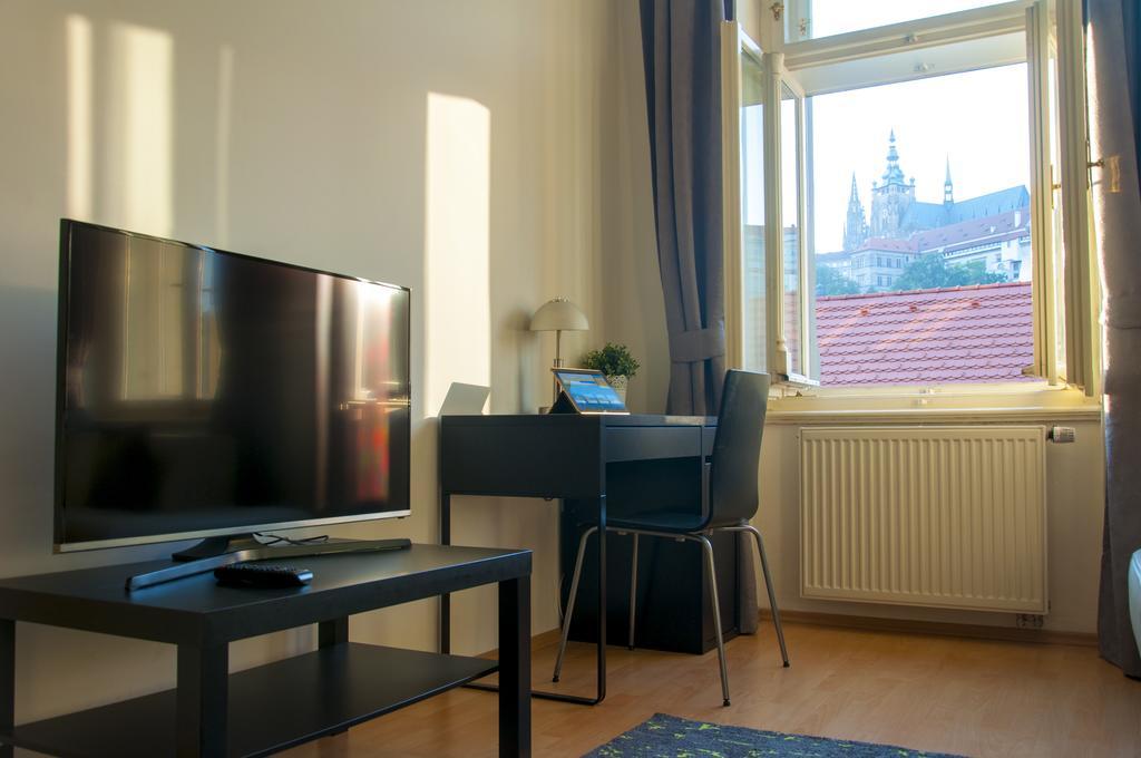 The Castle Apartments Prague Exterior photo
